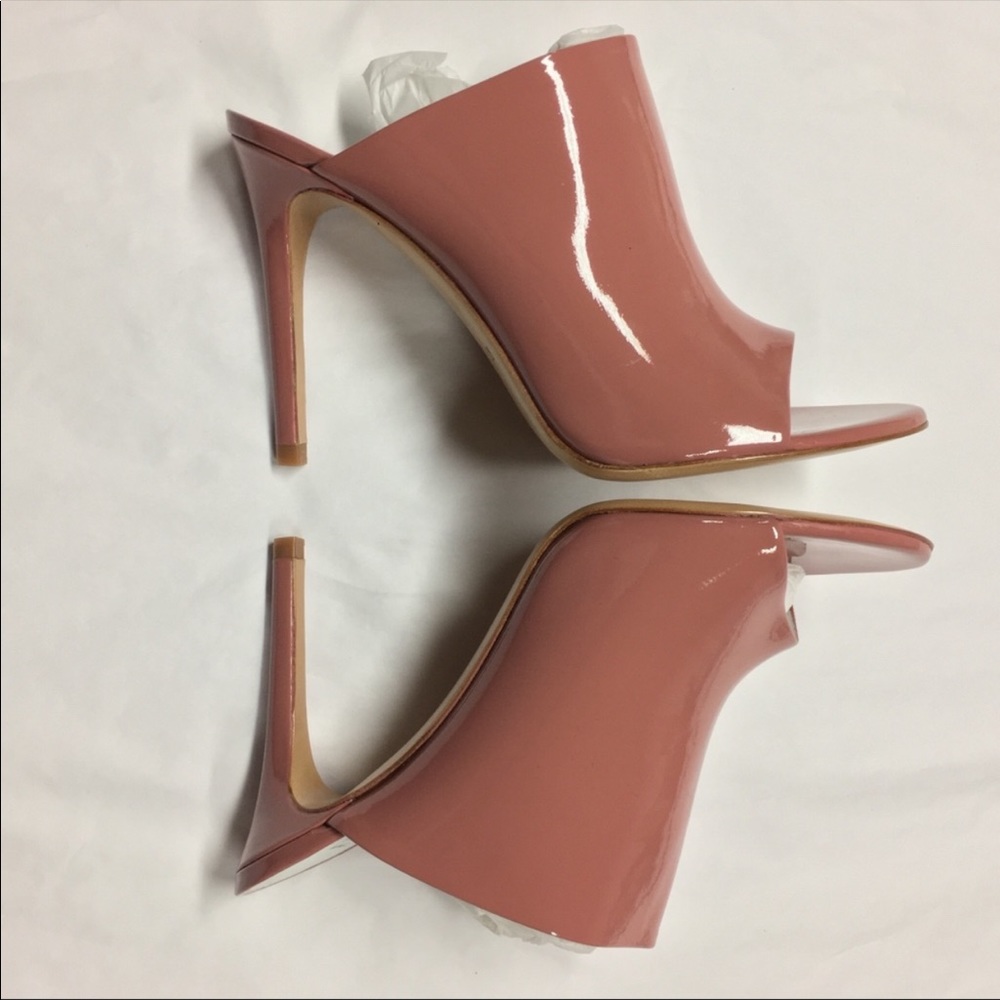 ❌SOLD❌ PEDRO GARCIA Carrie Patent Open Toe Mules - Picture 4 of 8